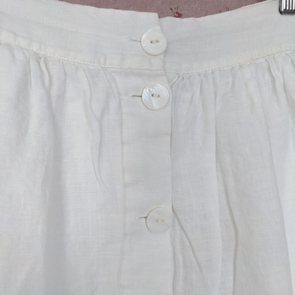 Pearl skirt - white button down linen skirt. - Picture 2 of 7
